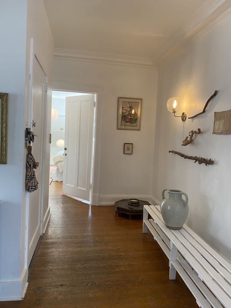 Lancaster Apartment: 428 North Duke Street