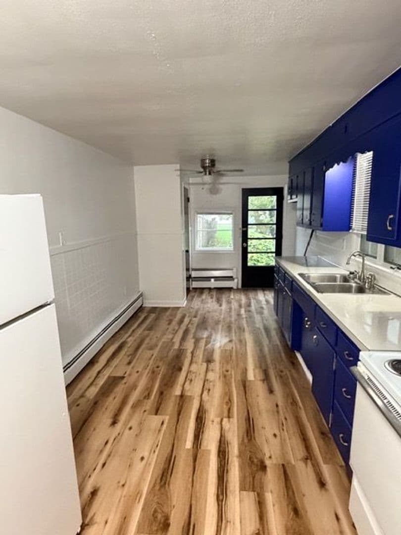Ephrata House: 59 East Franklin Street