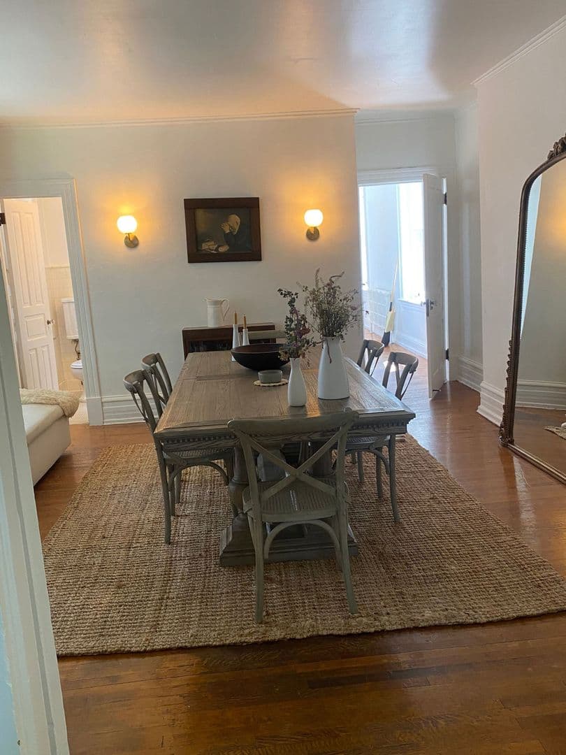 Lancaster Apartment: 428 North Duke Street