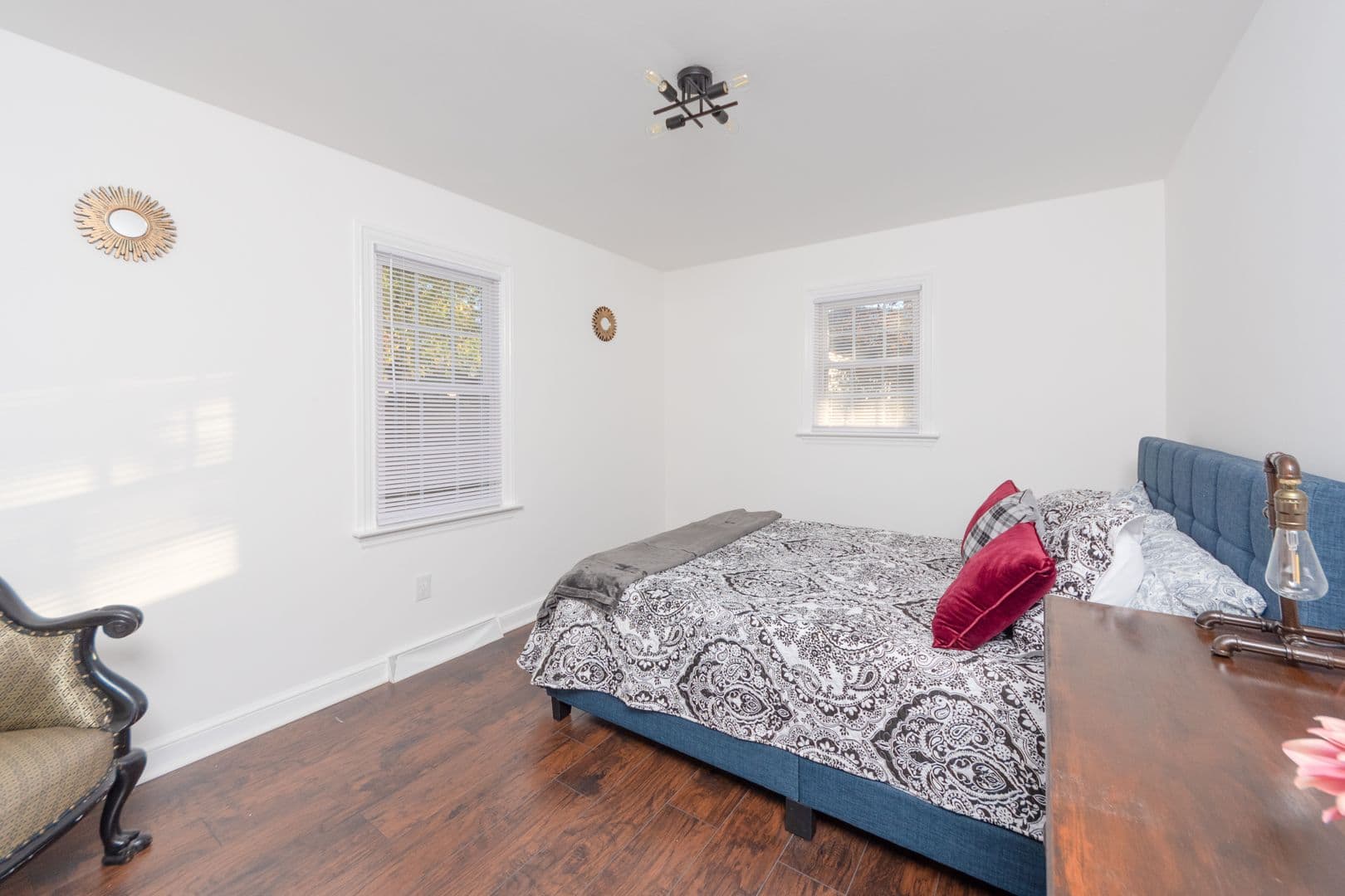 Millersville House: 7 Circle Rd