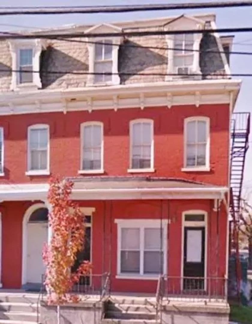 Lancaster Apartment: 636-638 North Lime Street