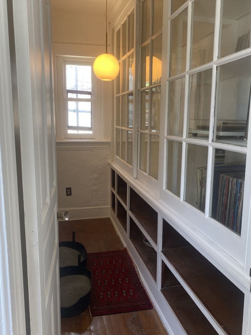 Lancaster Apartment: 428 North Duke Street