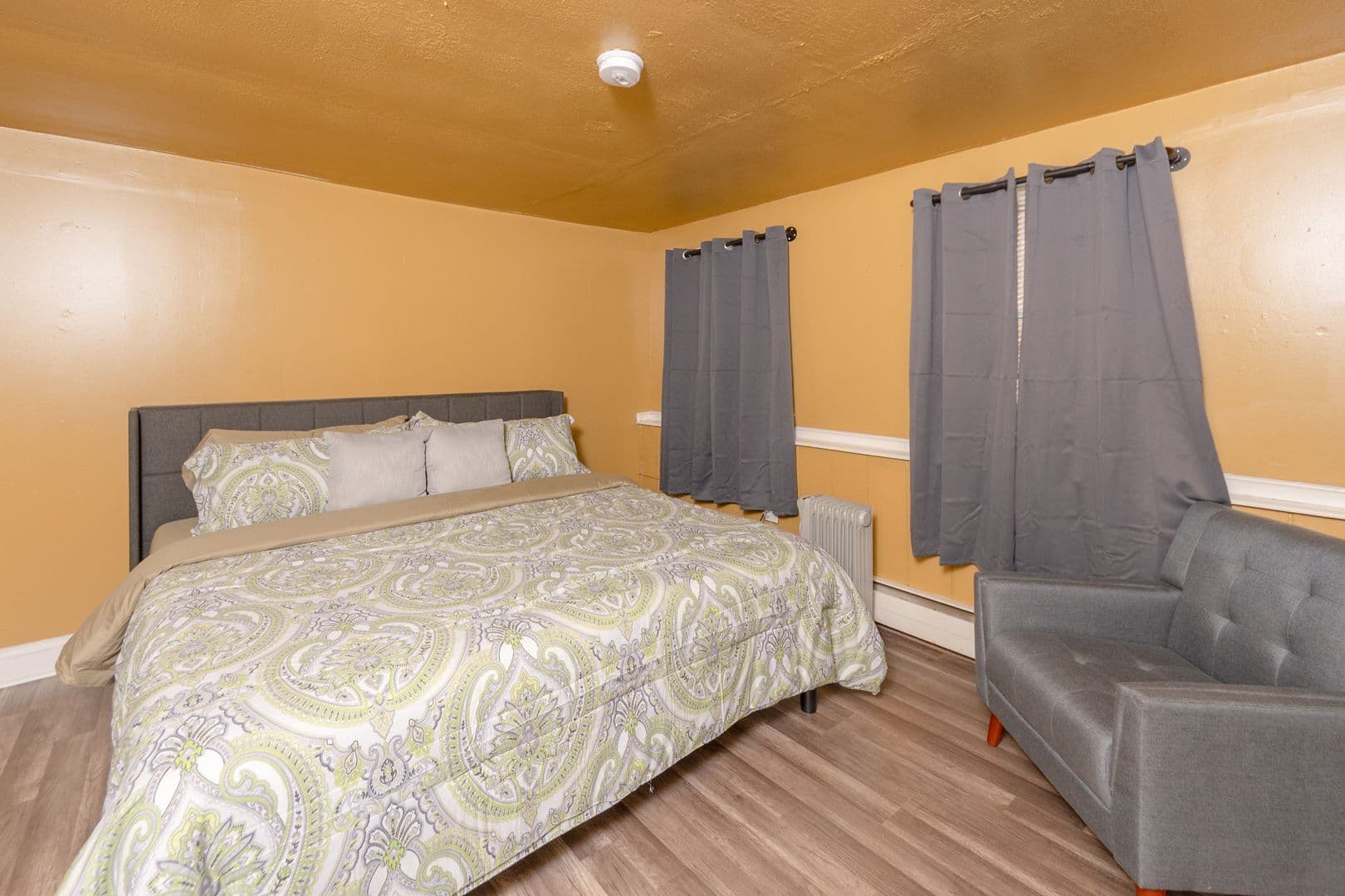 New Providence House: 4 East Miller Road