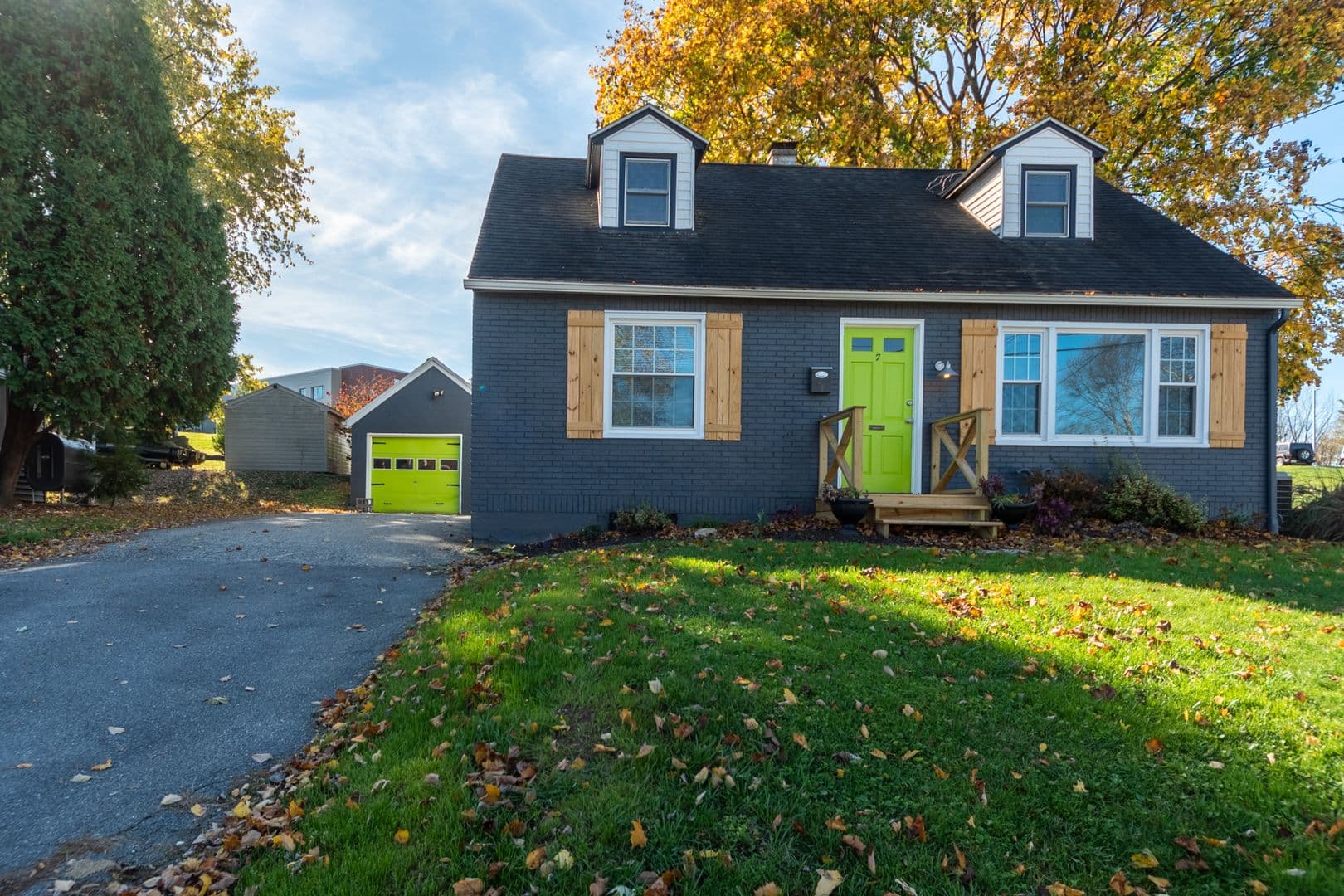 Millersville House: 7 Circle Rd