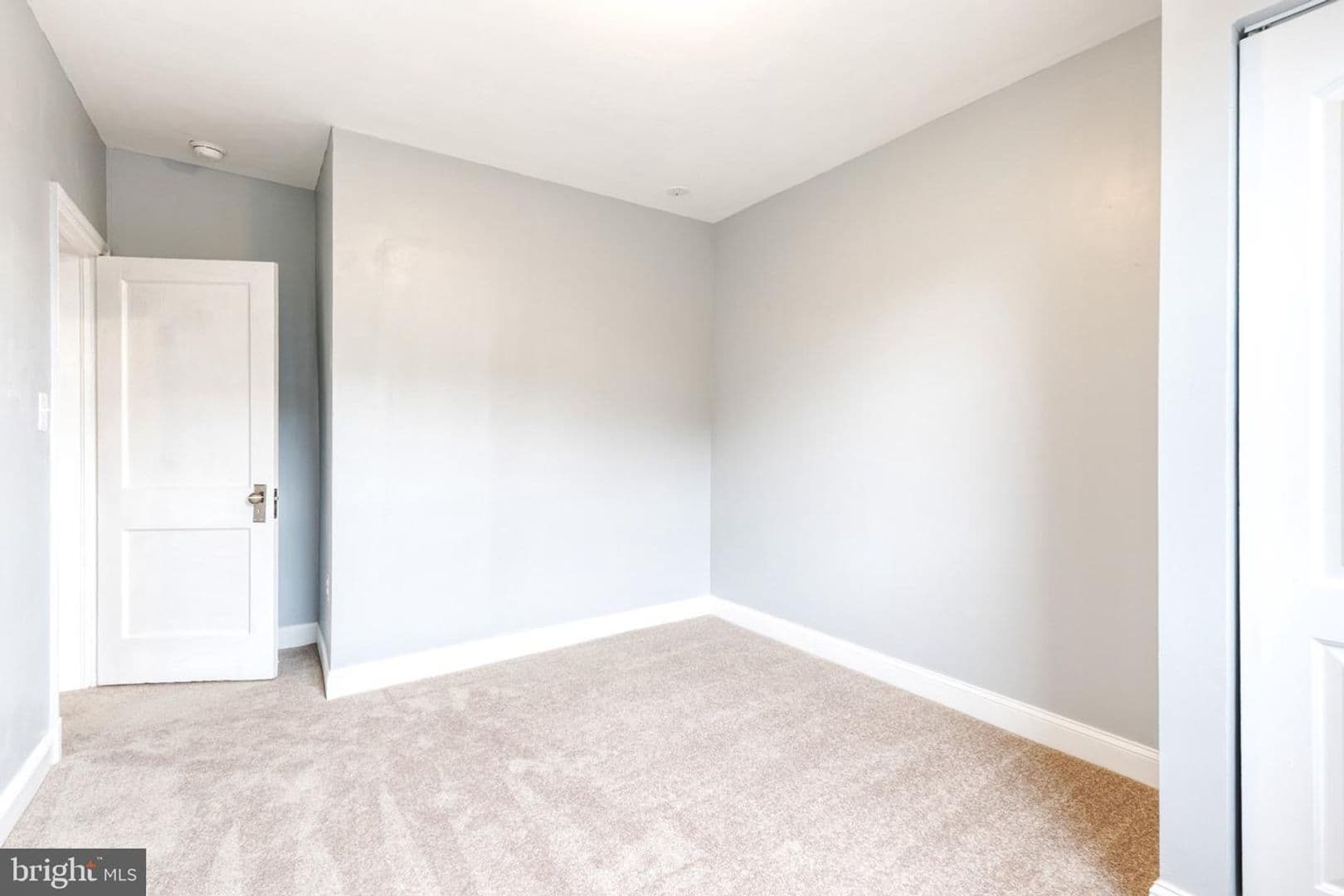 Baltimore Townhome: 1615 Shadyside Road