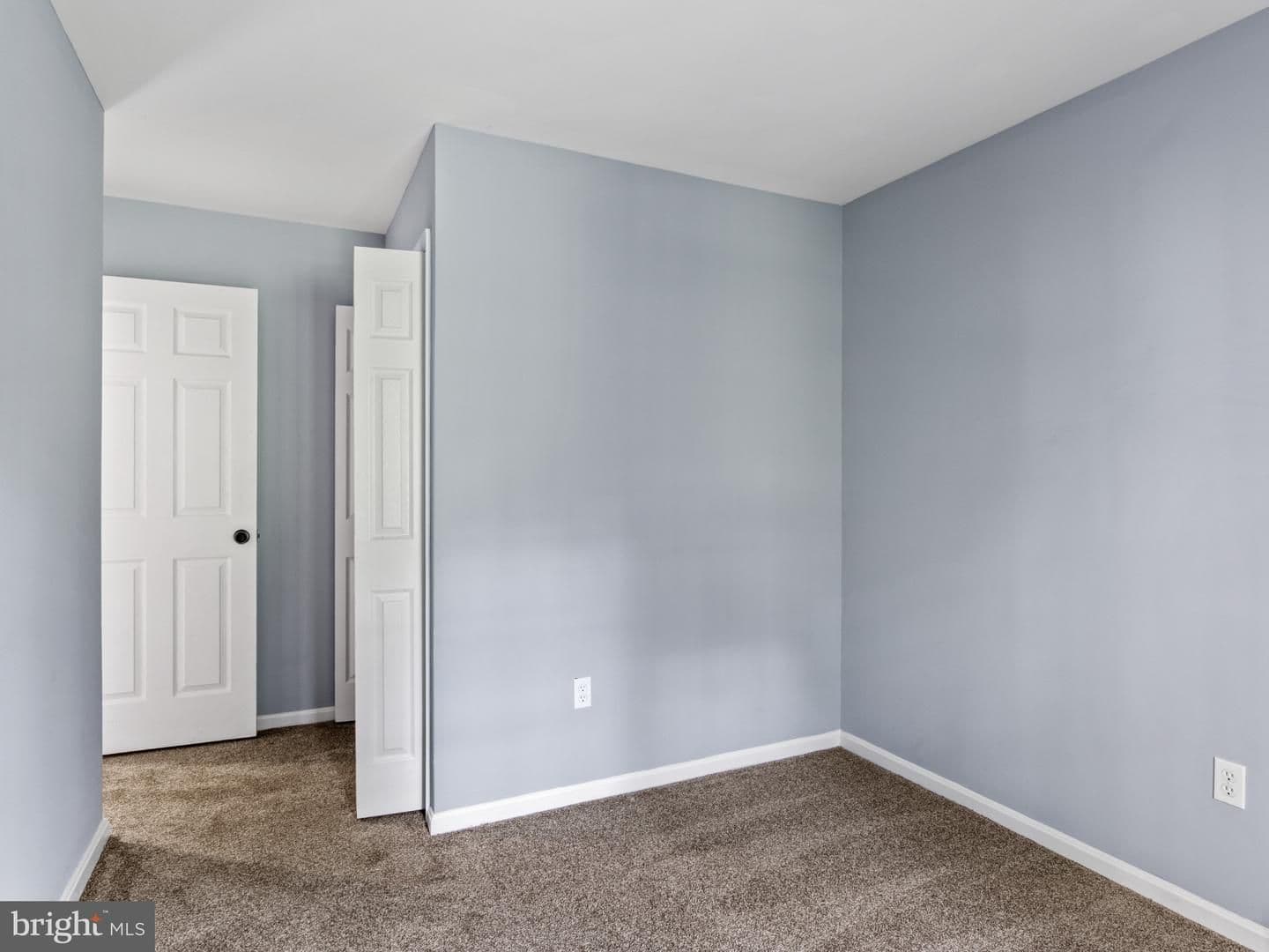 Odenton Townhome: 622 Lions Gate Lane