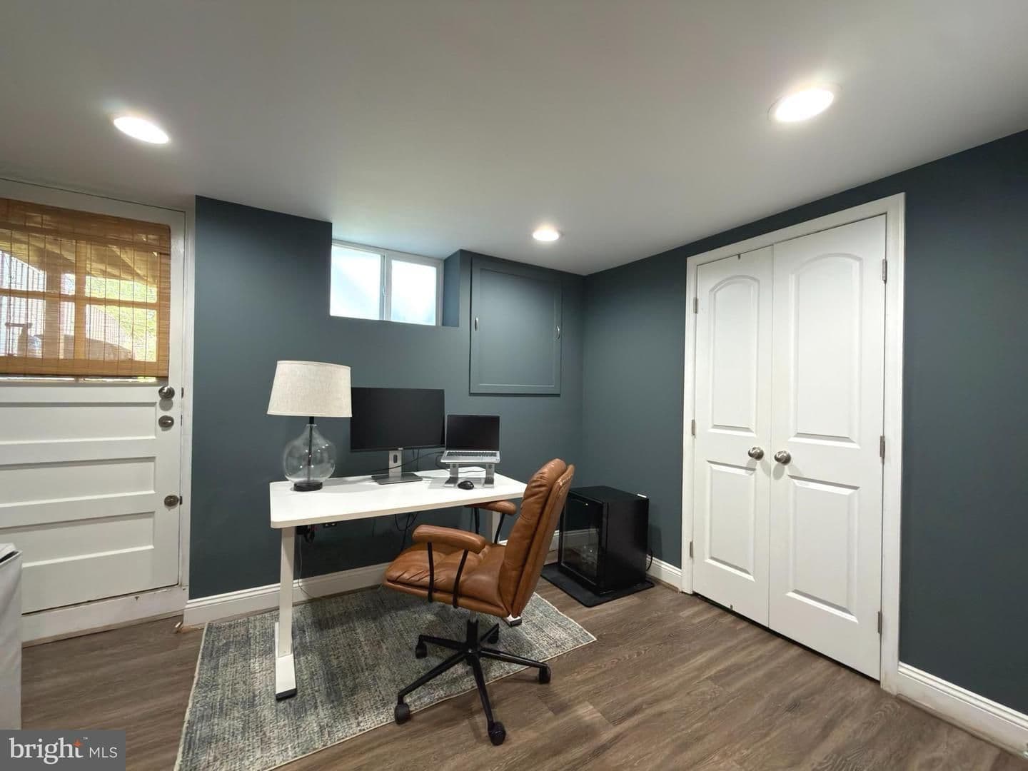 Baltimore House: 358 Old Trail Road
