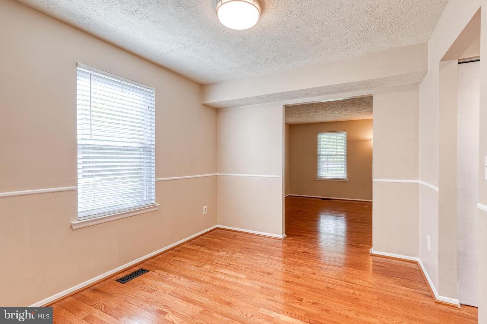 Pasadena House: 7846 Dero Drive