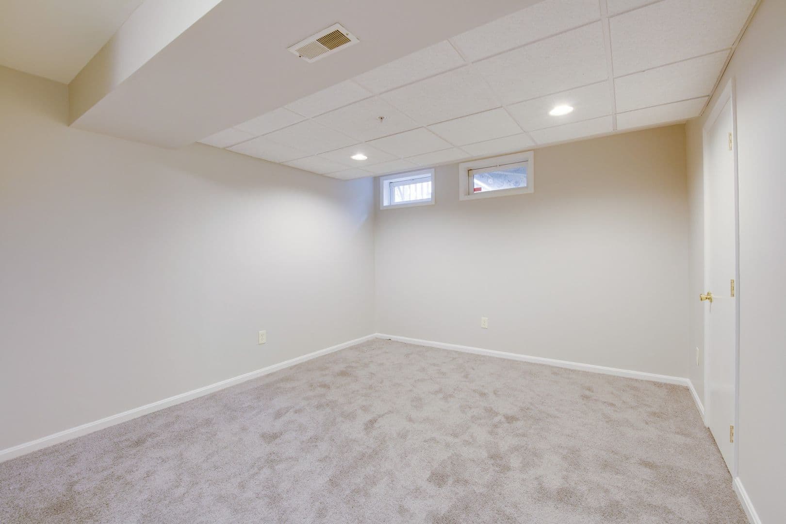 Owings Mills House: 9307 Vanguard Court