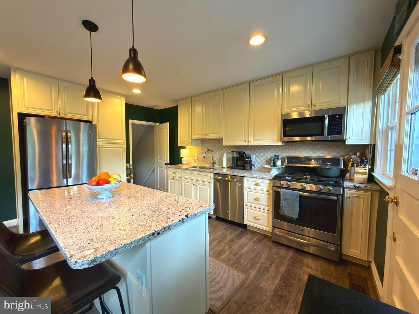 Baltimore House: 358 Old Trail Road
