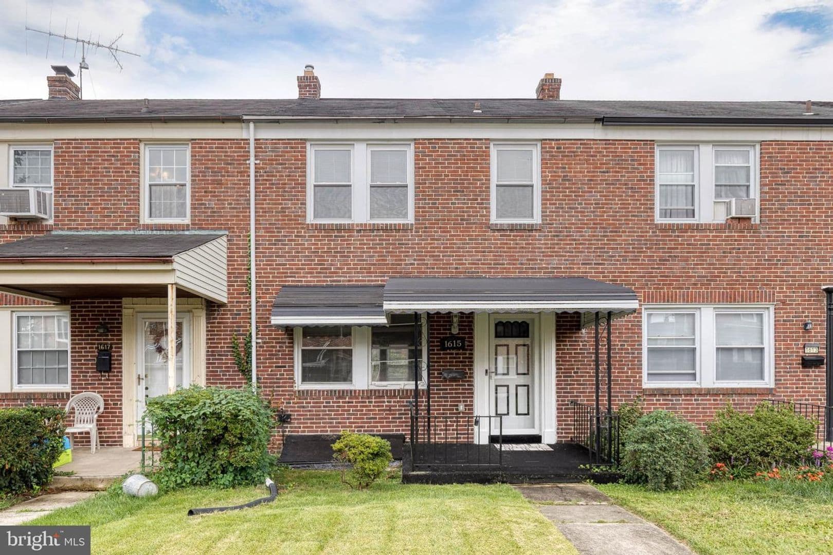 Baltimore Townhome: 1615 Shadyside Road