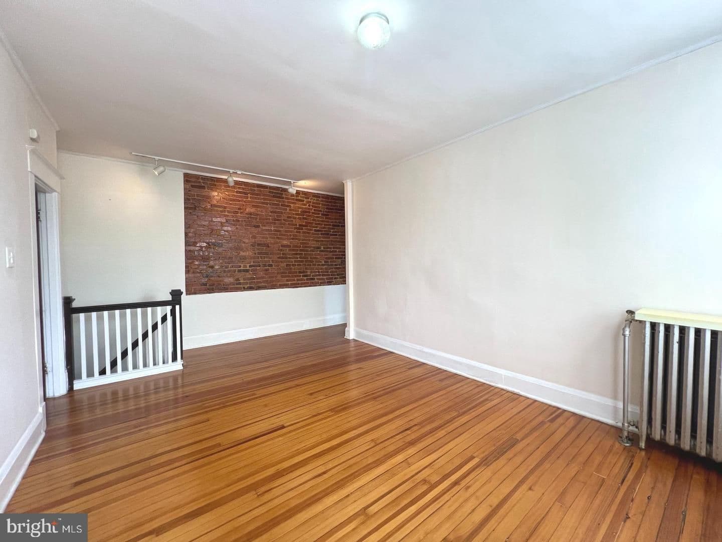 Baltimore House: 1333 W. 40th Street #2