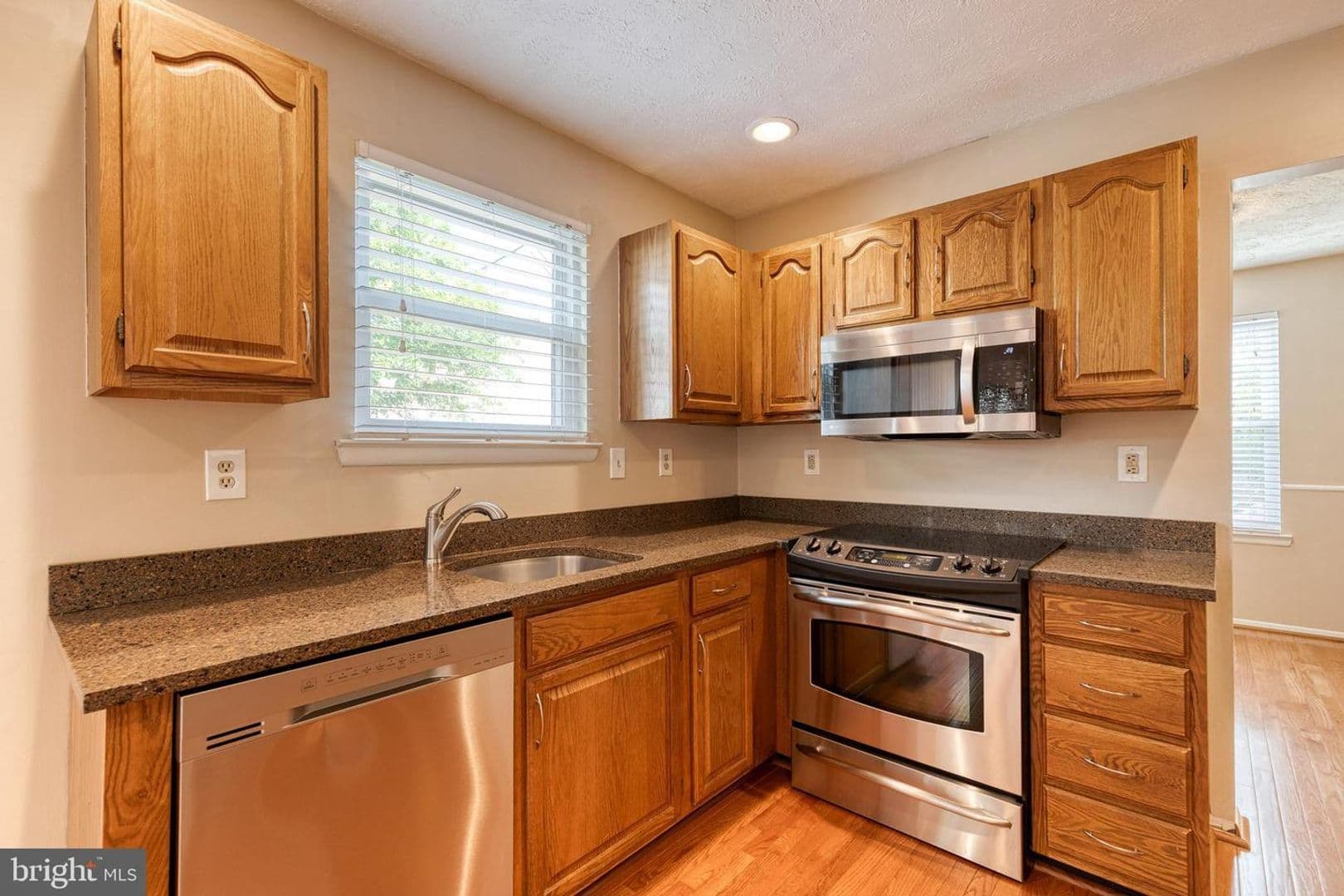 Pasadena House: 7846 Dero Drive