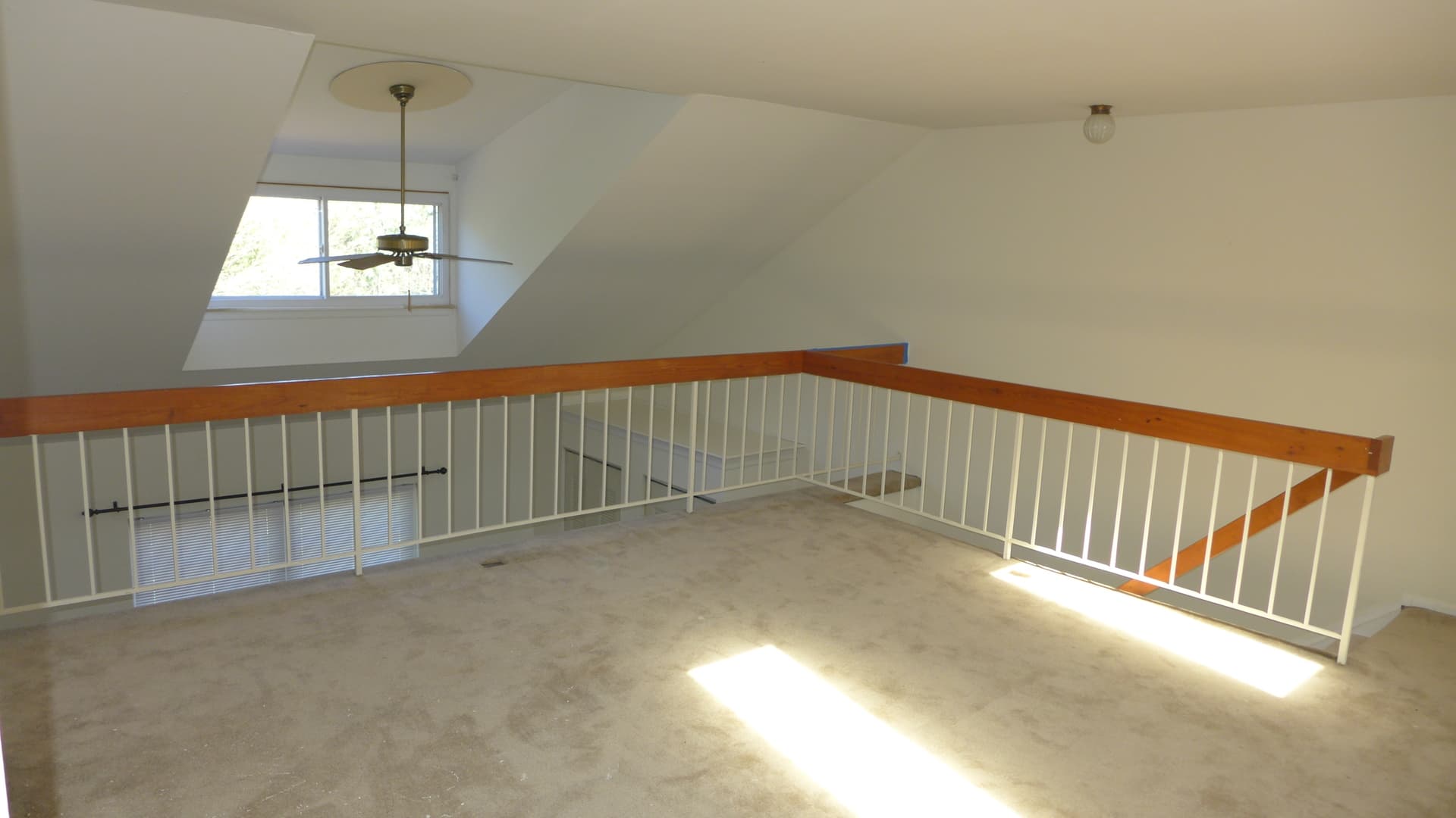 Cockeysville House: 23 Valley Crossing Circle