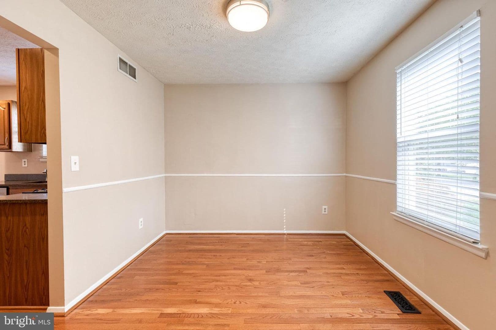 Pasadena House: 7846 Dero Drive