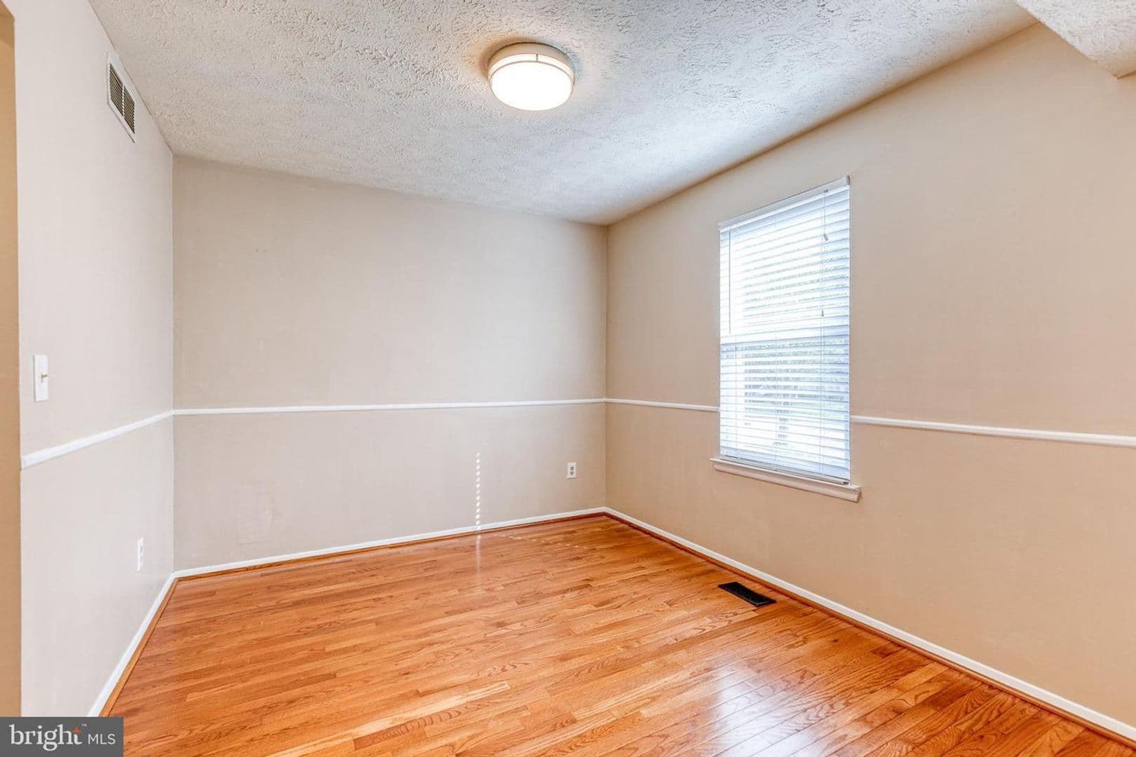 Pasadena House: 7846 Dero Drive