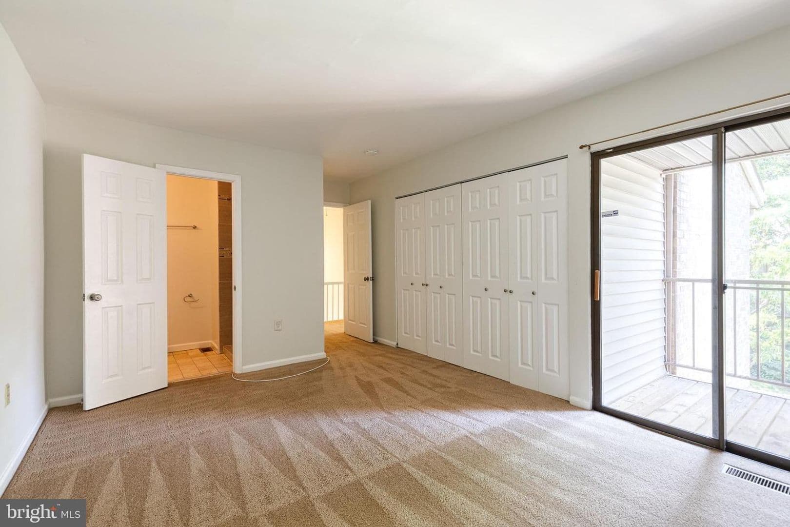 Columbia House: 10564 Cross Fox Lane