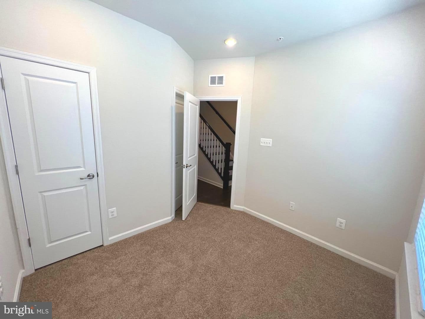 Jessup House: 7801 Rosella Lane