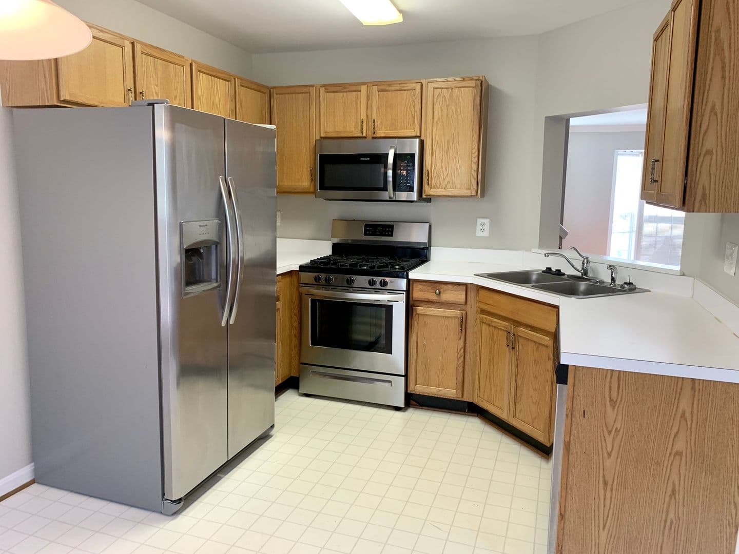 Odenton Townhome: 156 Hidden Hill Circle