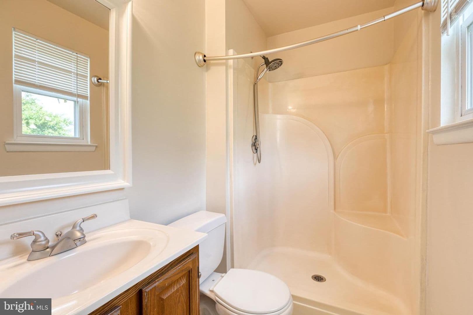 Pasadena House: 7846 Dero Drive