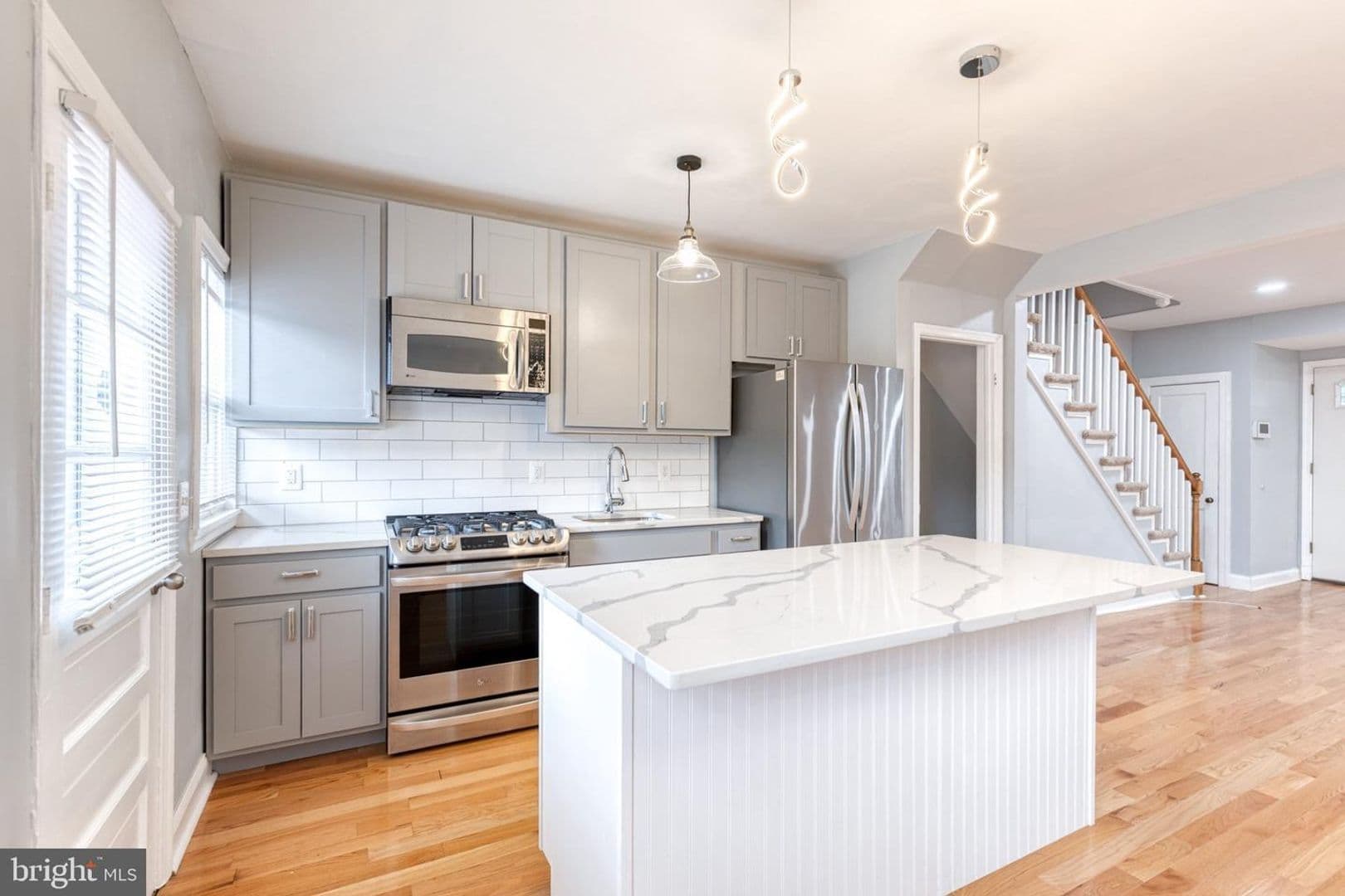 Baltimore Townhome: 1615 Shadyside Road