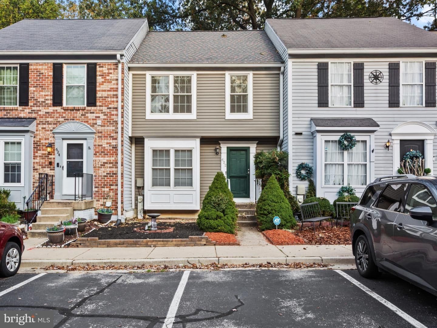 Odenton Townhome: 622 Lions Gate Lane