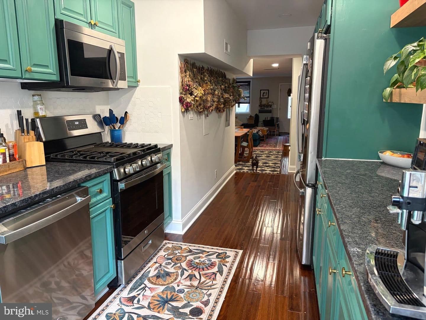 Baltimore House: 2220 Fleet Street