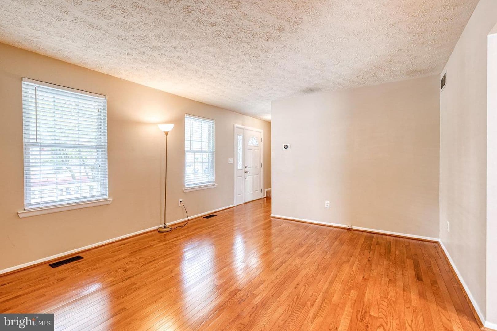 Pasadena House: 7846 Dero Drive
