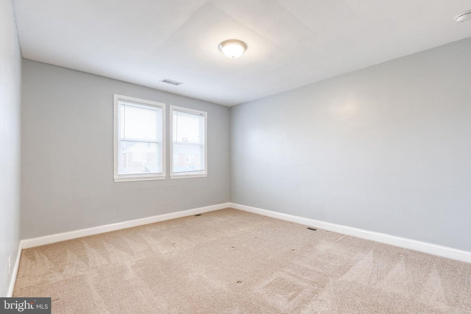 Baltimore Townhome: 1615 Shadyside Road