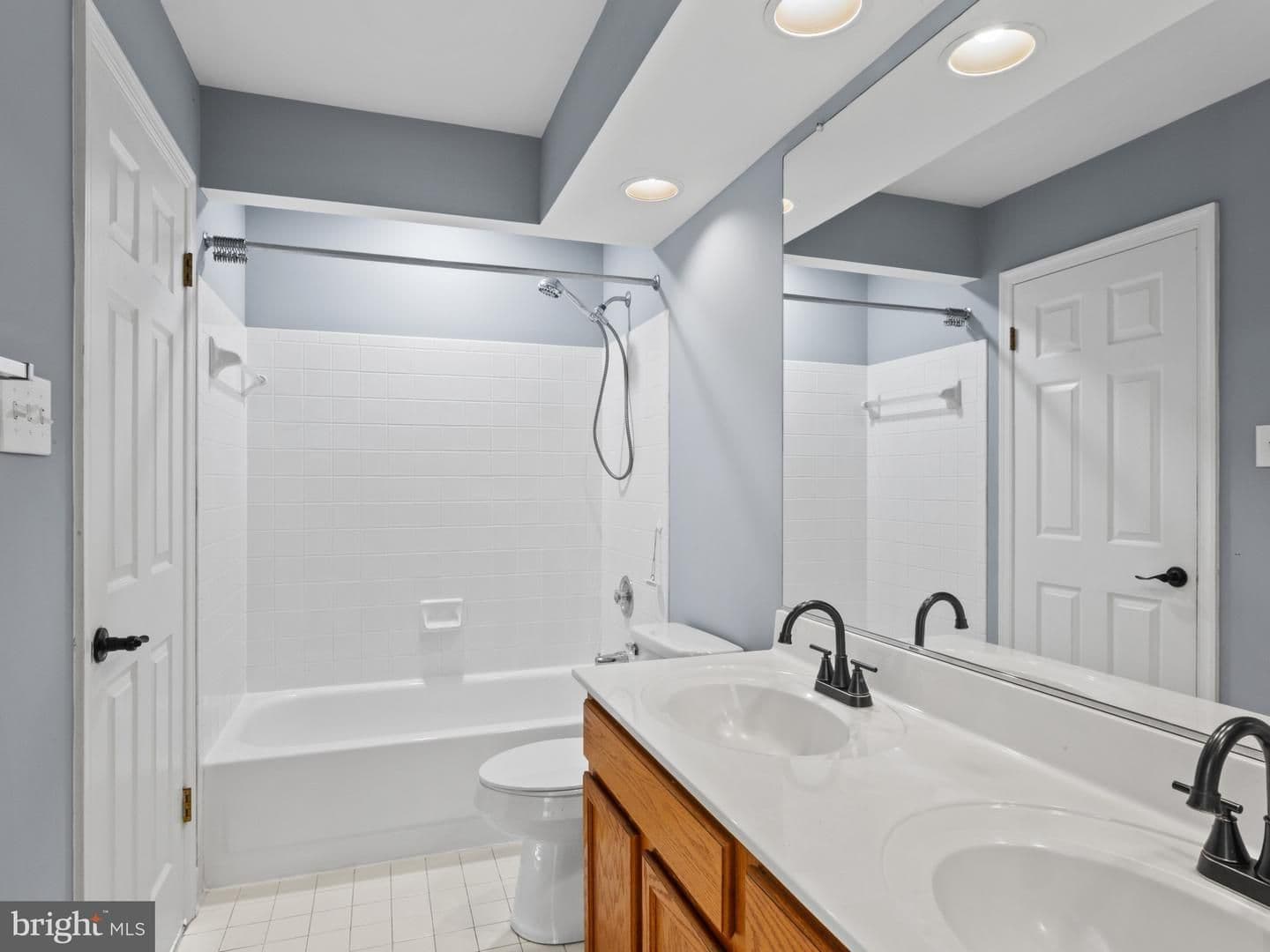Odenton Townhome: 622 Lions Gate Lane