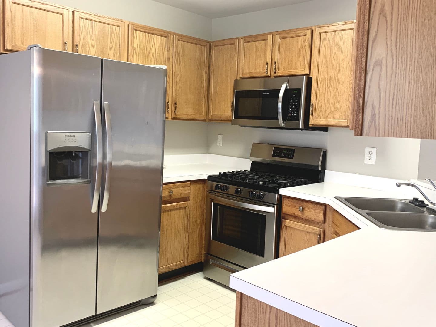 Odenton Townhome: 156 Hidden Hill Circle