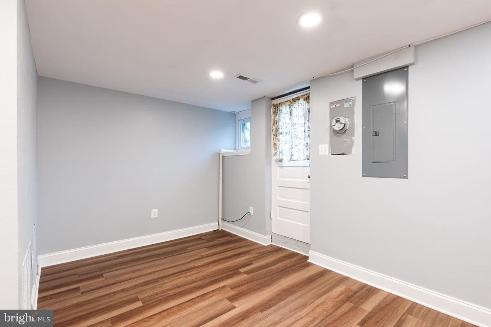 Baltimore Townhome: 1615 Shadyside Road