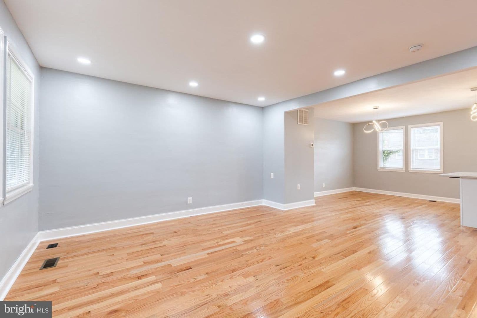 Baltimore Townhome: 1615 Shadyside Road