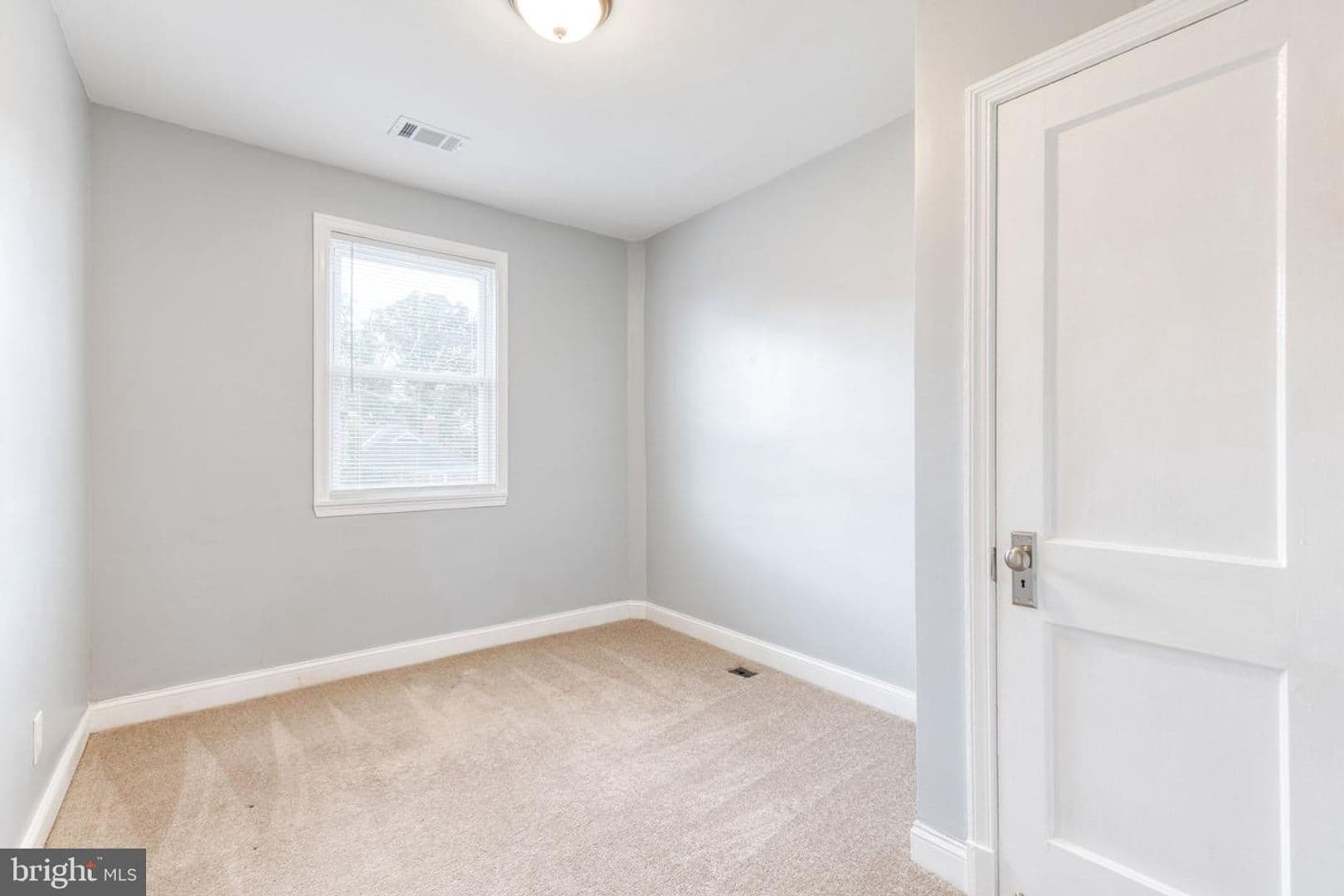 Baltimore Townhome: 1615 Shadyside Road