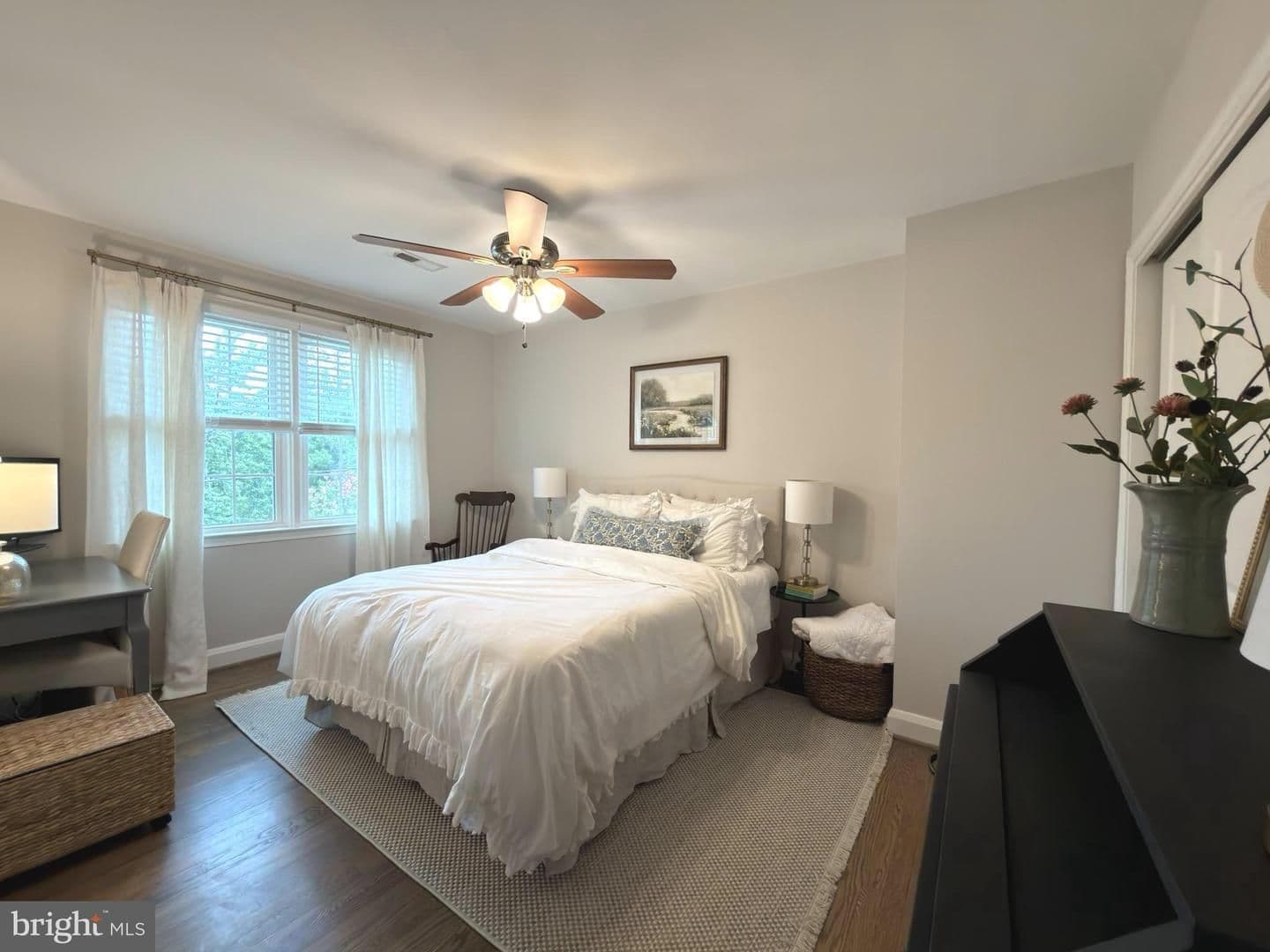 Baltimore House: 358 Old Trail Road