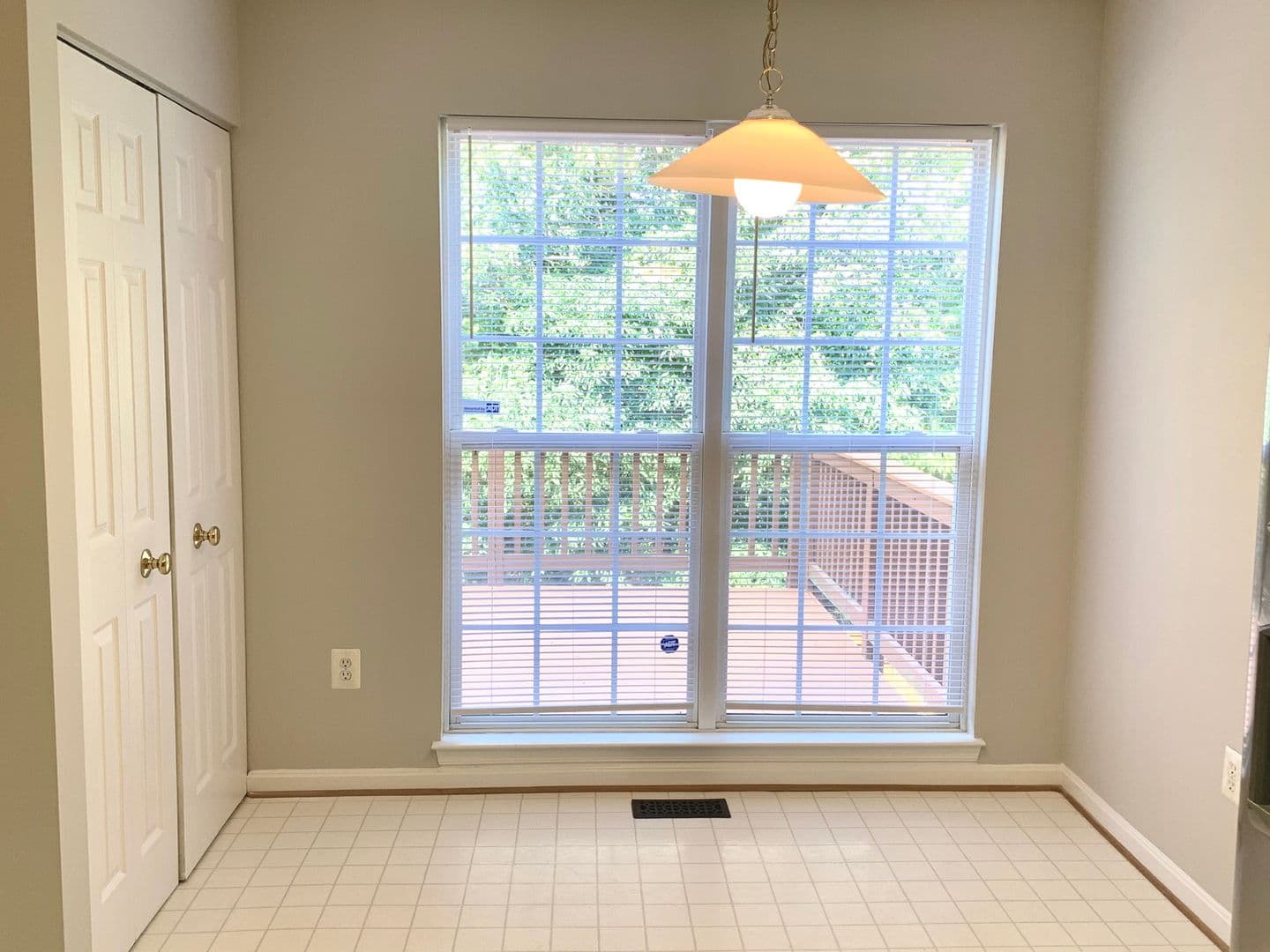 Odenton Townhome: 156 Hidden Hill Circle