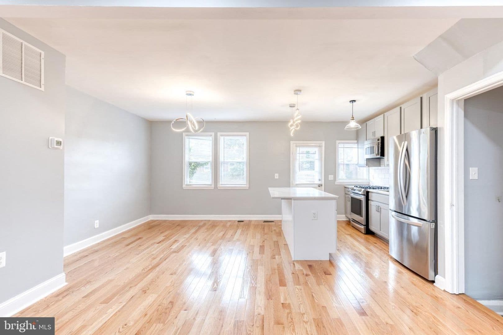 Baltimore Townhome: 1615 Shadyside Road