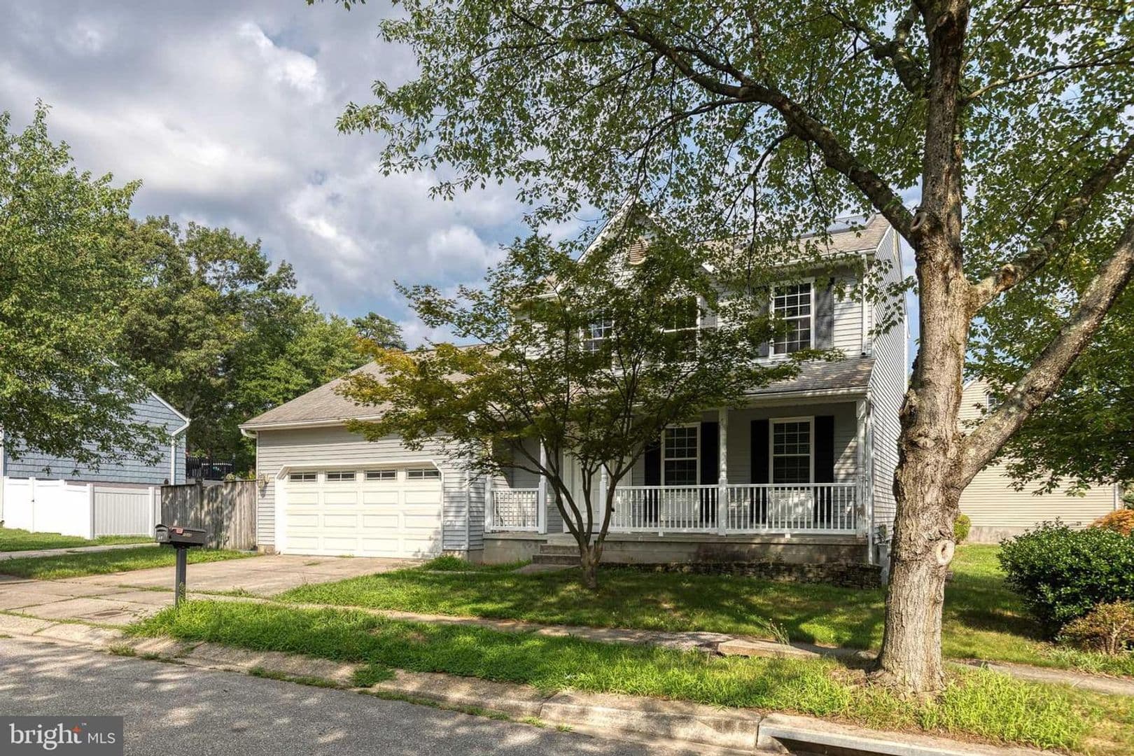 Pasadena House: 7846 Dero Drive