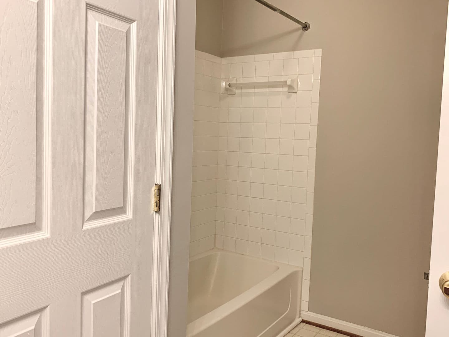 Odenton Townhome: 156 Hidden Hill Circle