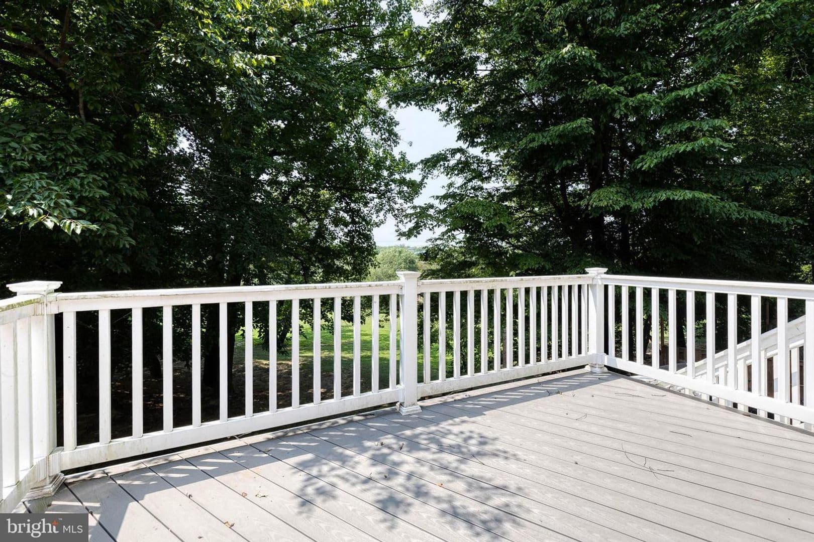 Crofton House: 1632 Angus Court
