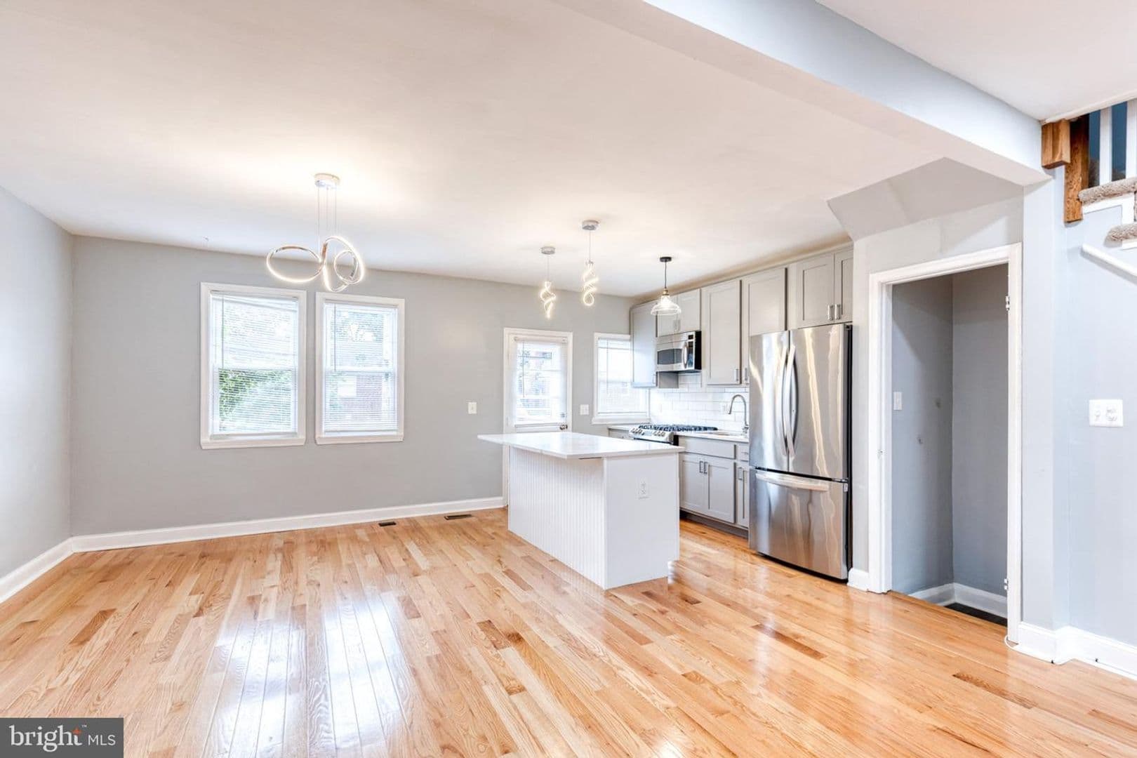 Baltimore Townhome: 1615 Shadyside Road