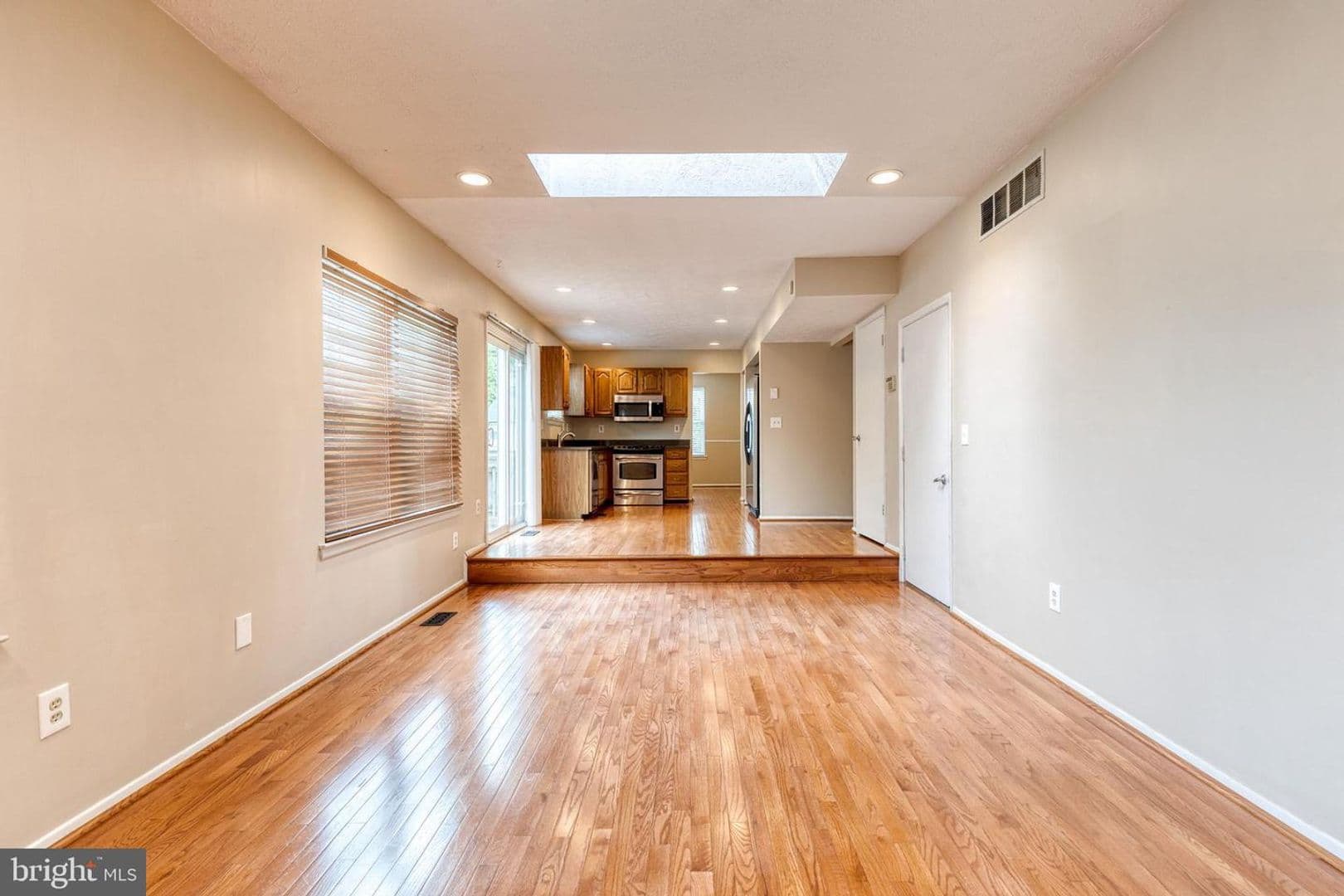 Pasadena House: 7846 Dero Drive