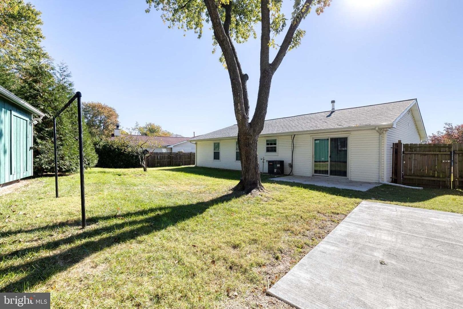 Severn House: 1920 Cuire Drive