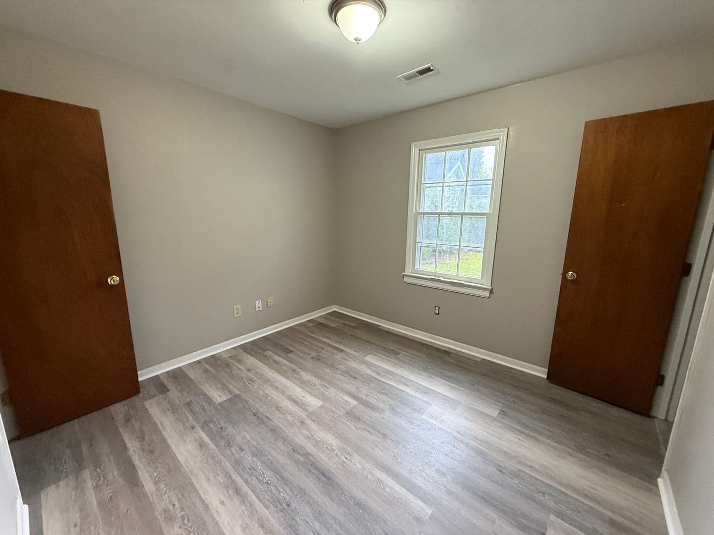 Wilson House: 1809 East Trail Drive SE