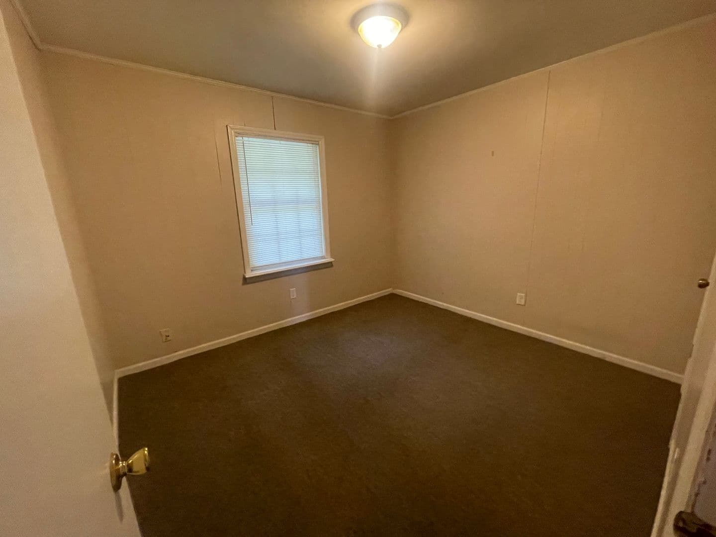 Wilson Apartment: 1705 Snowden Drive