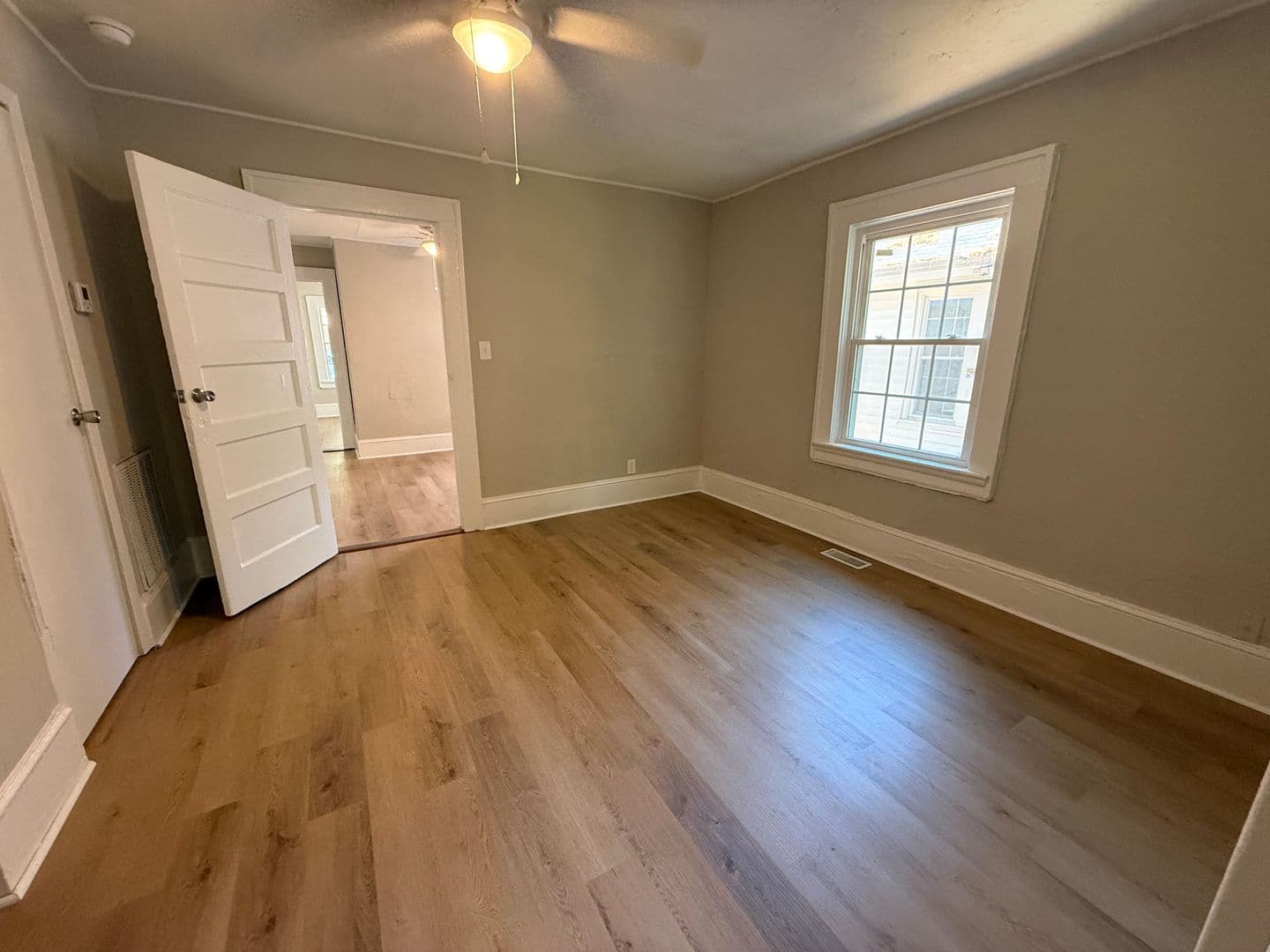 Wilson Apartment: 104 Parkview Street