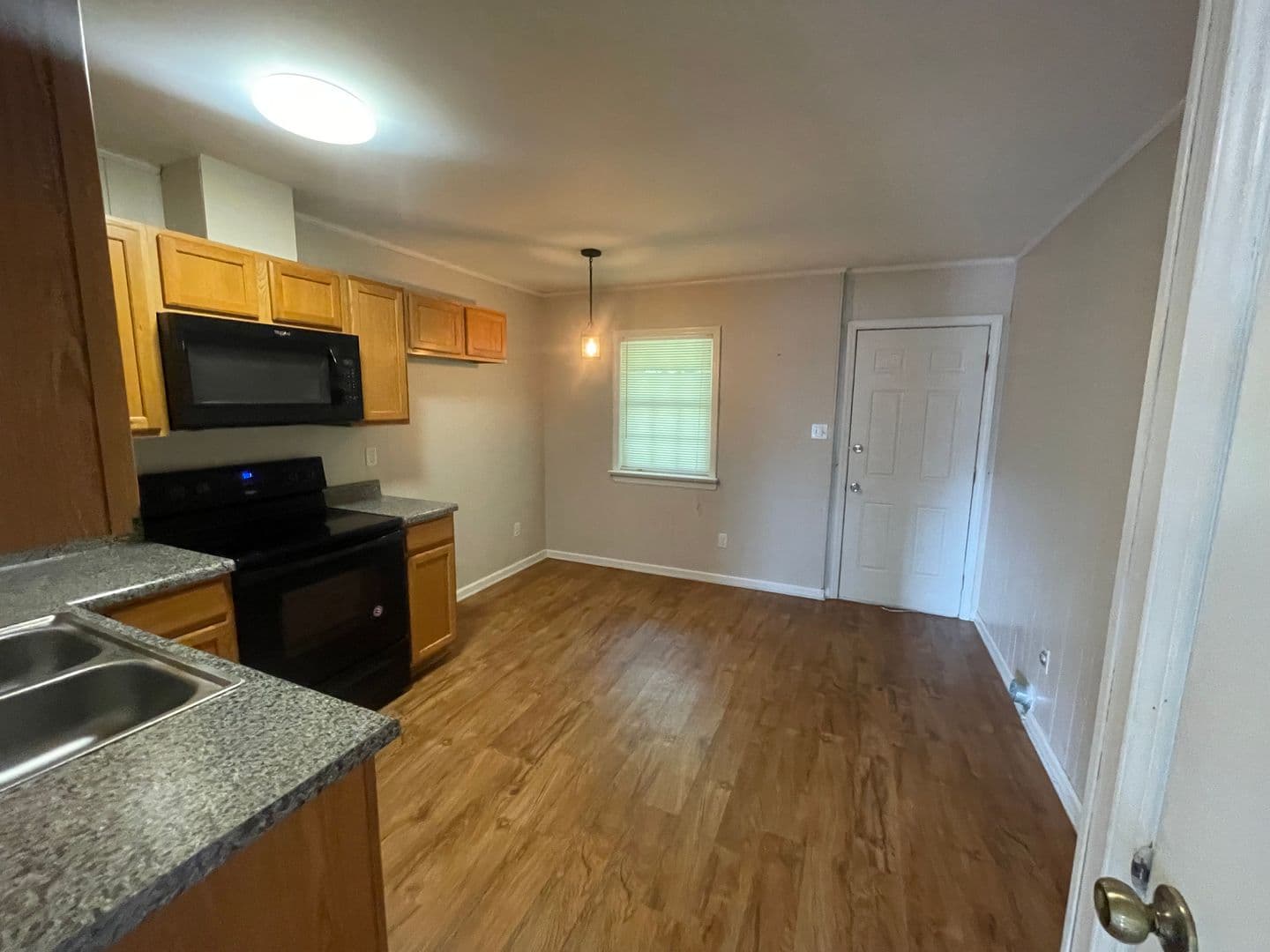 Wilson Apartment: 1705 Snowden Drive