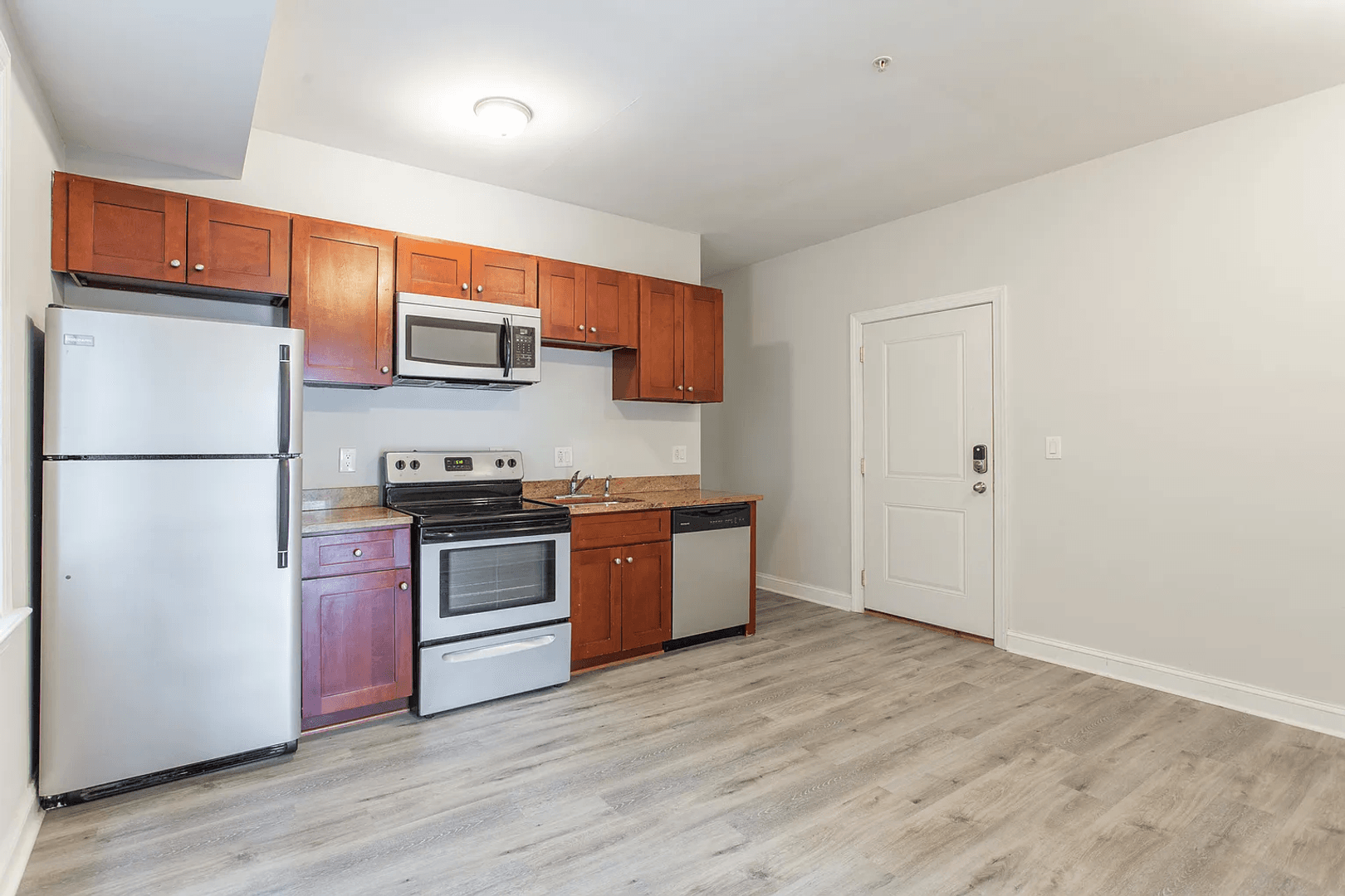 Philadelphia Apartment: 1707 Master Street
