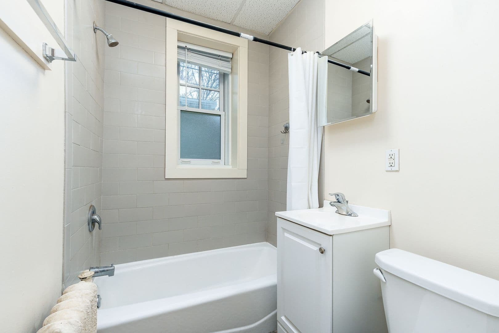 Philadelphia Apartment: 3601-3605 Powelton Avenue
