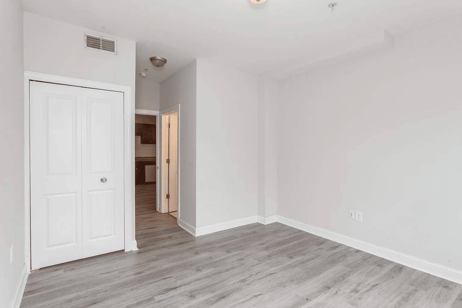 Philadelphia Apartment: 1707 Master Street